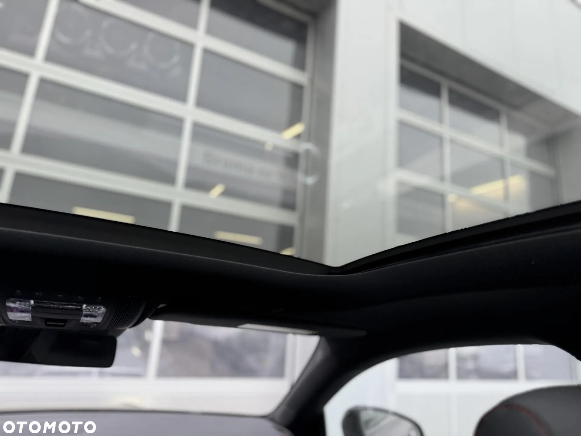 Mercedes-Benz CLA 200 AMG Line 7G-DCT - 17