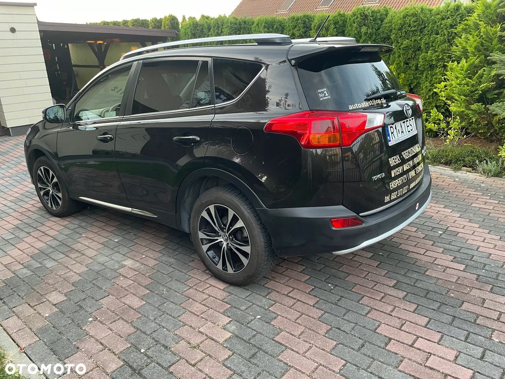 Toyota RAV4 2.0 D-4D Premium - 11