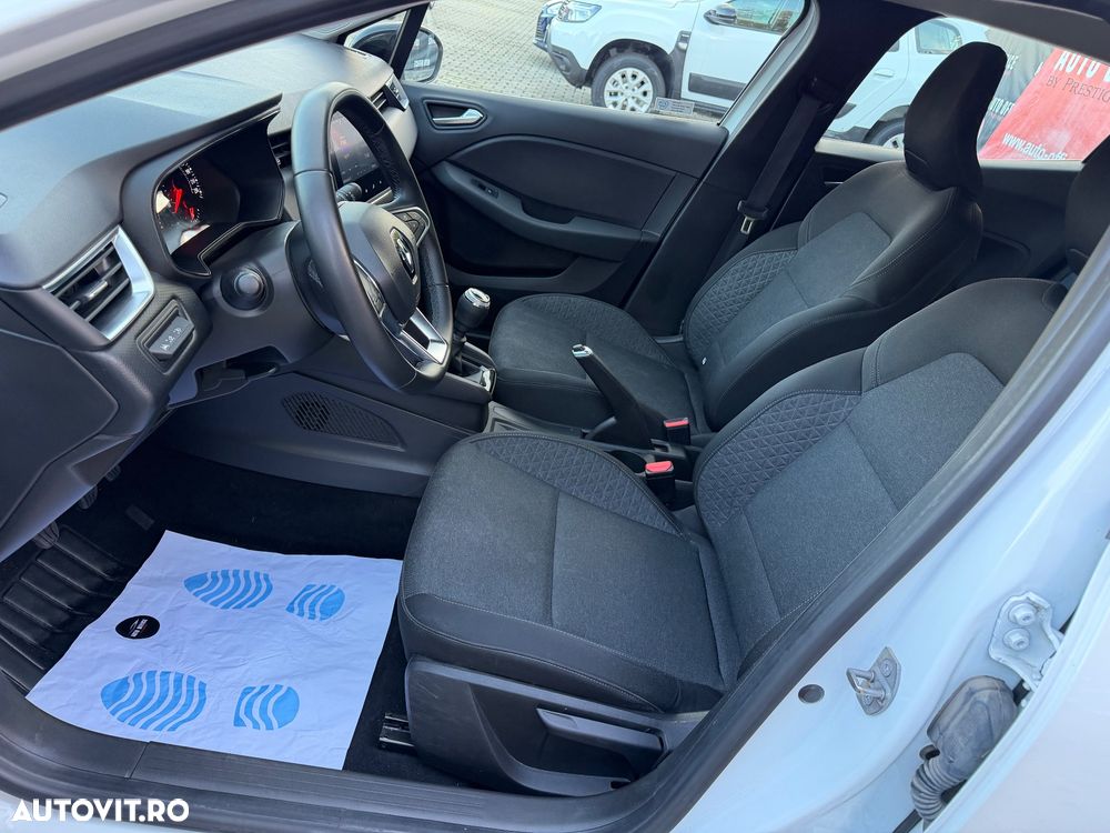 Renault Clio - 18