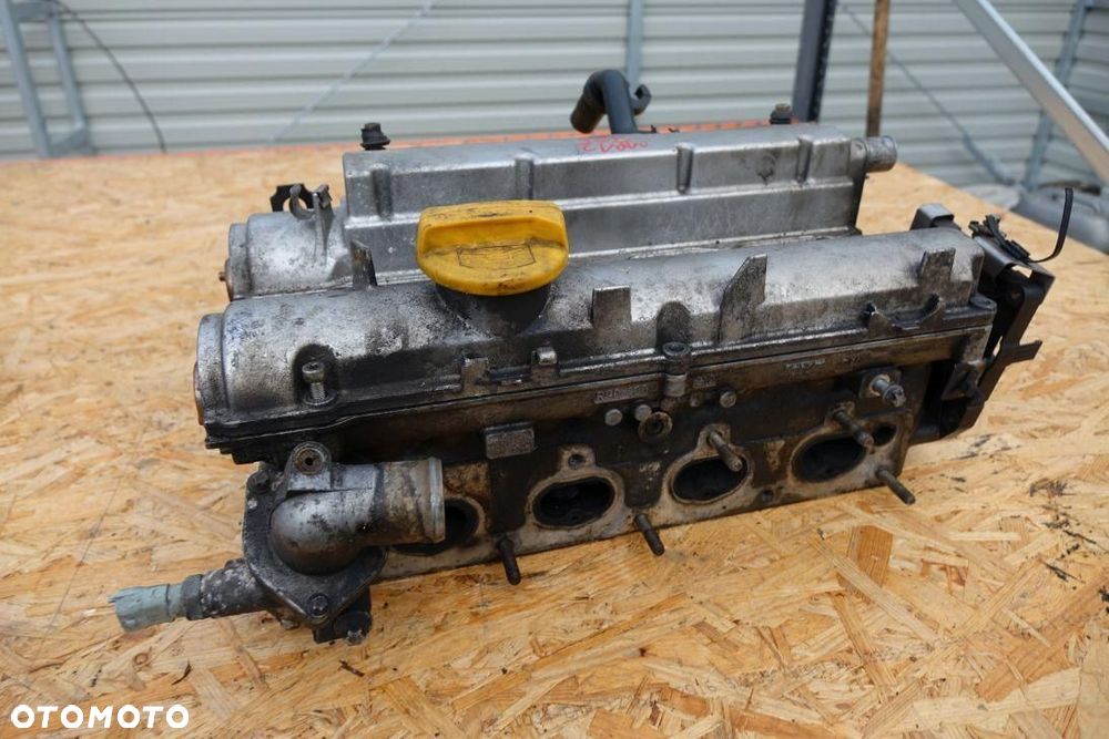 GŁOWICA SILNIKA BEZ WAŁKÓW OPEL VECTRA C 1.8 16V R90408210 - 2