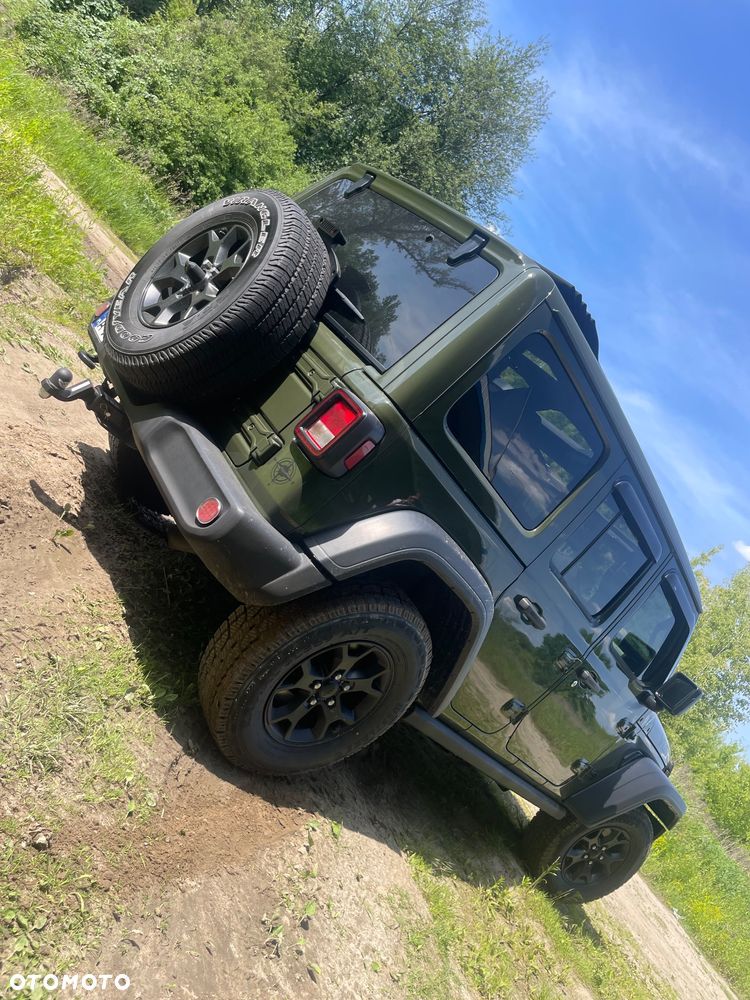 Jeep Wrangler - 22