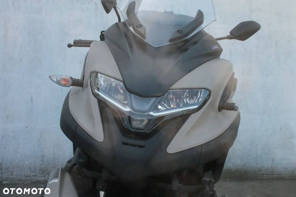 Yamaha Tricity - 13