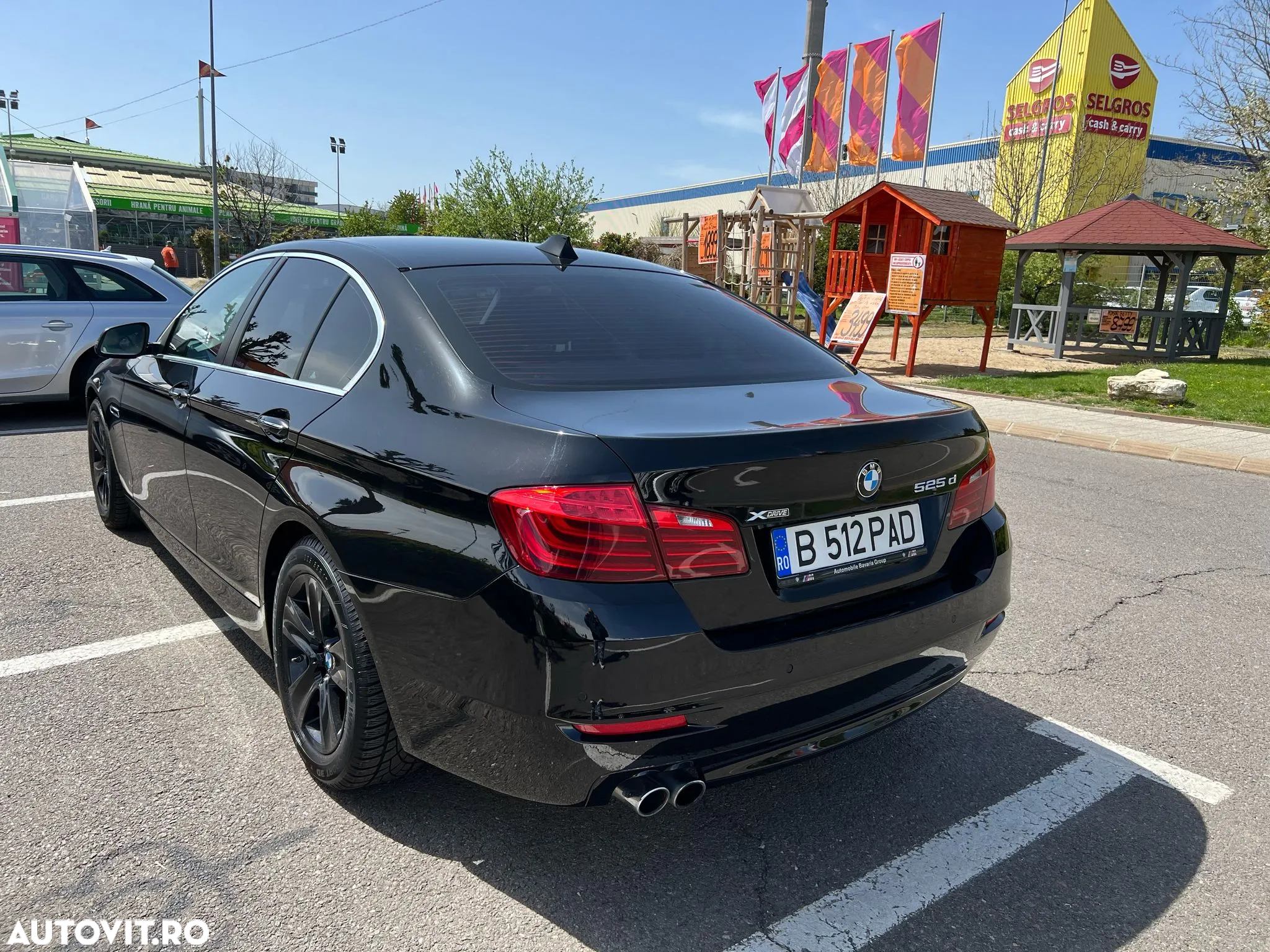 BMW Seria 5 525d xDrive AT - 3