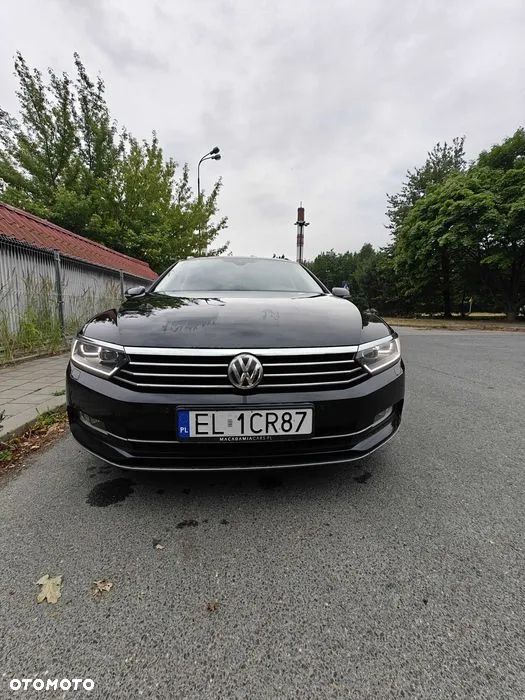 Volkswagen Passat 2.0 TDI SCR Highline DSG - 2