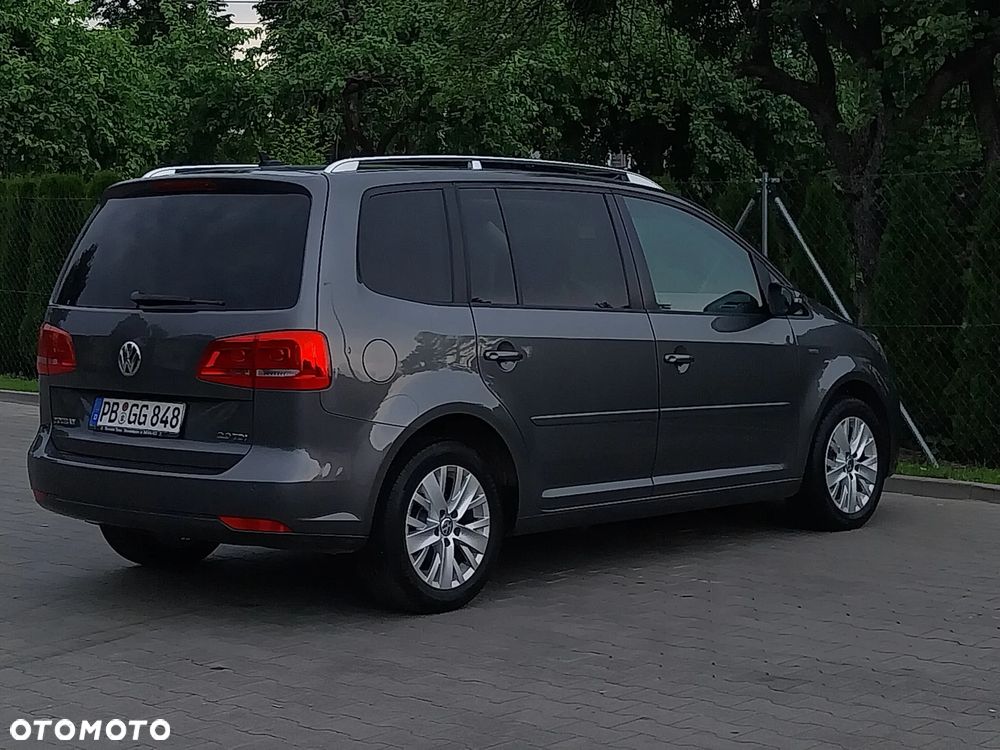 Volkswagen Touran 2.0 TDI Highline - 3
