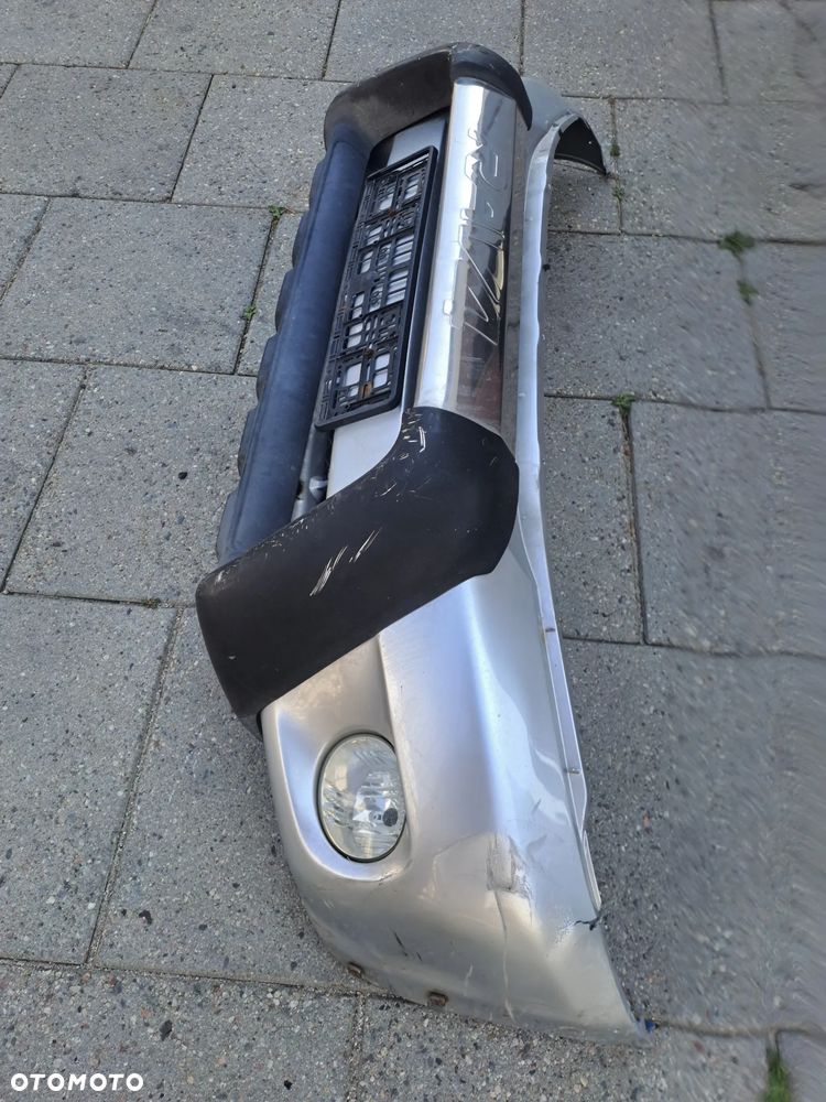 Toyota Rav 4 II lift 2003-2005r. zderzak przedni kod lakieru 1D4 plus nakładka(Bamber) i inne - 3