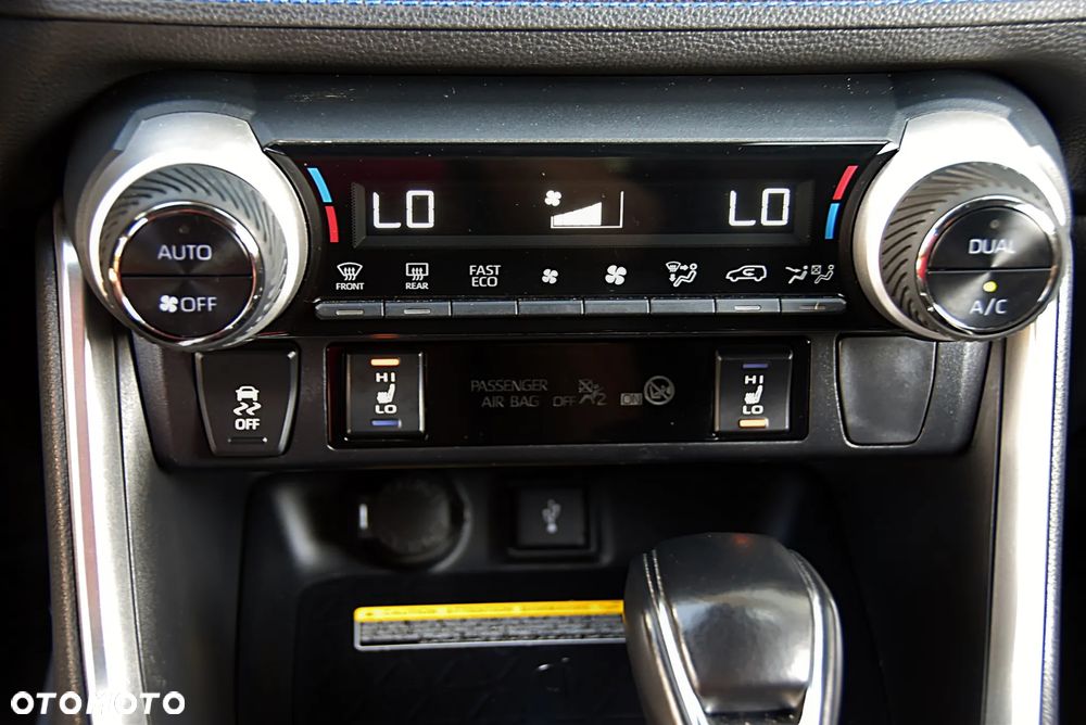 Toyota RAV4 2.5 Hybrid Selection 4x4 - 26