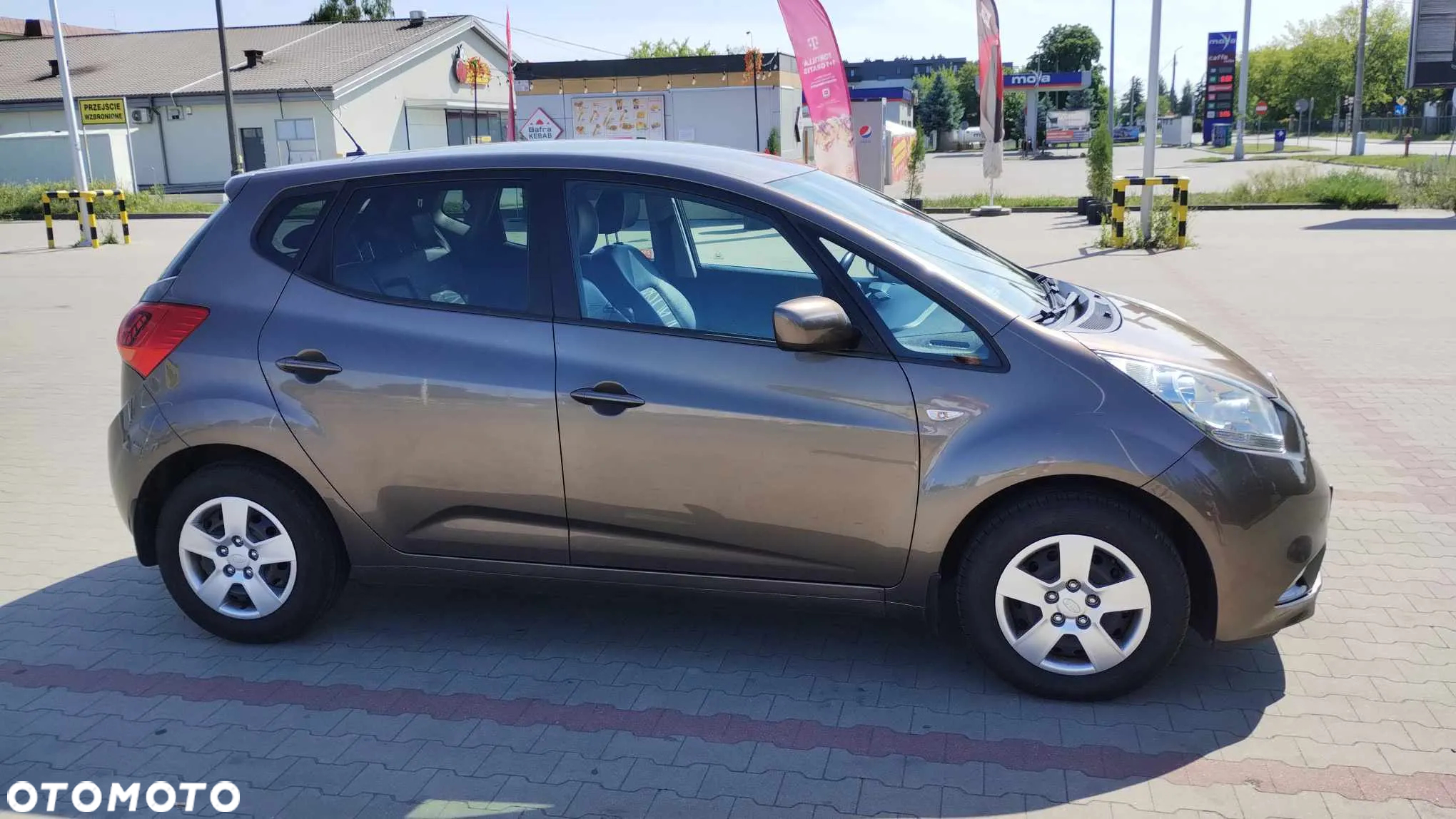 Kia Venga - 5