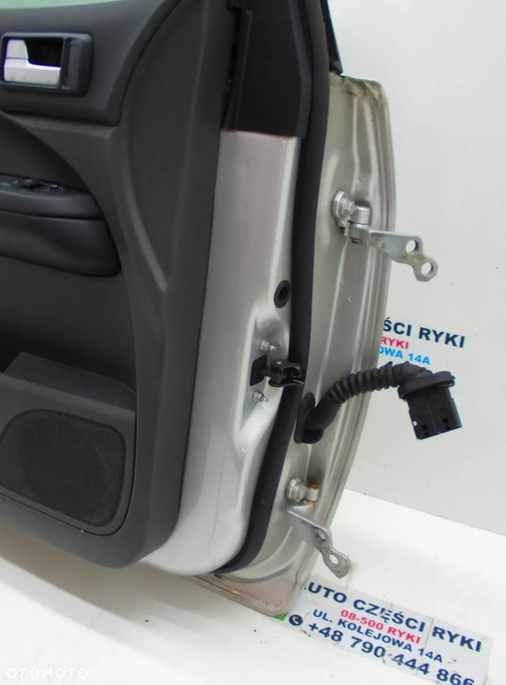 Ford Focus MK2 Drzwi Lewy Przód 03 Zawiasy Podnośnik Szyby Zamek Klamka Boczek - 7