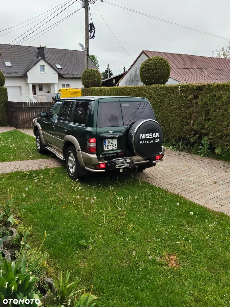 Nissan Patrol 3.0 TDI Luxury - 3