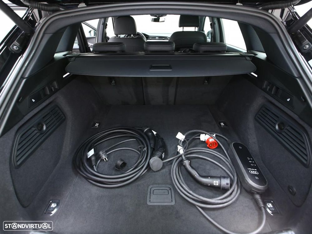 Audi e-tron 55 quattro S line - 14