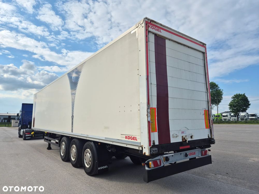 Kögel IGŁA INPOST DPD DHL ! ROLETA z Niemiec JAK NOWA / SAF PODNOSZONA OŚ / z Niemiec / TOP STAN 2015/  KOFFER KONTENER IZOTERMA ISO ISOKOFER ISOTERM GRUBY GRUBA AMAZON - 7