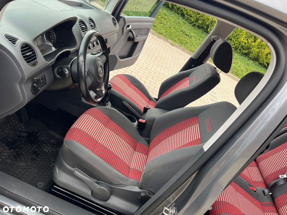 Volkswagen Caddy Trendline BMT - 16