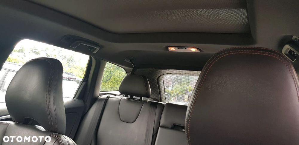 Volvo XC 60 D3 Geartronic Summum - 8