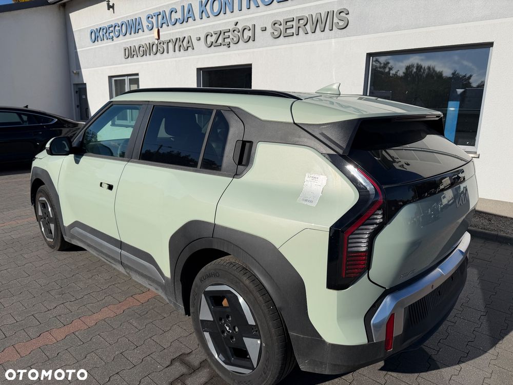 Kia EV3 - 6