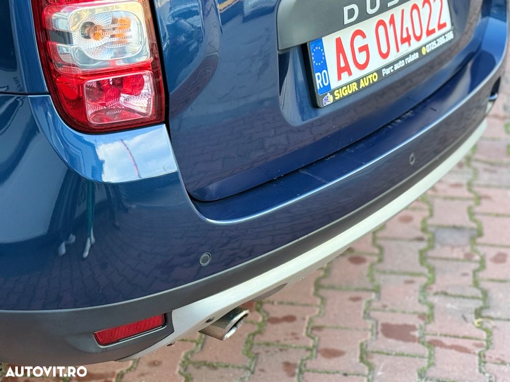 Dacia Duster TCe 125 4x2 Blackshadow - 9