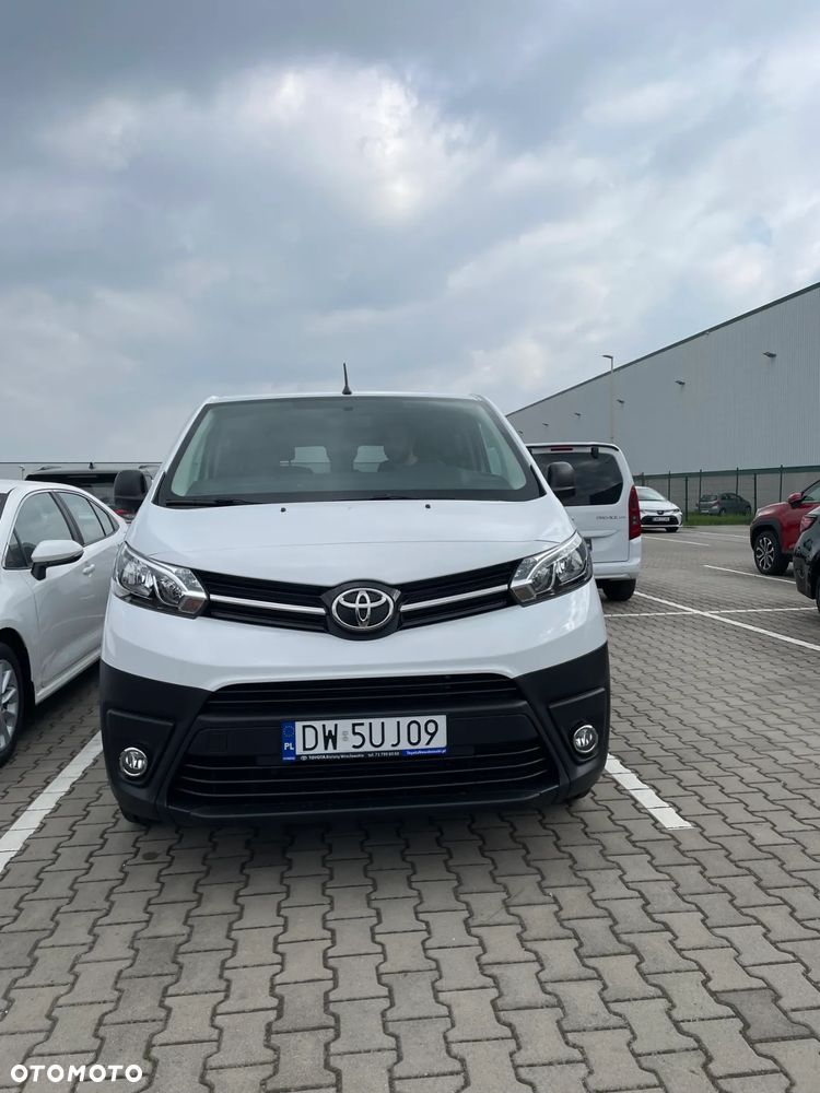 Toyota Proace Verso 2.0 D4-D Medium Combi - 1