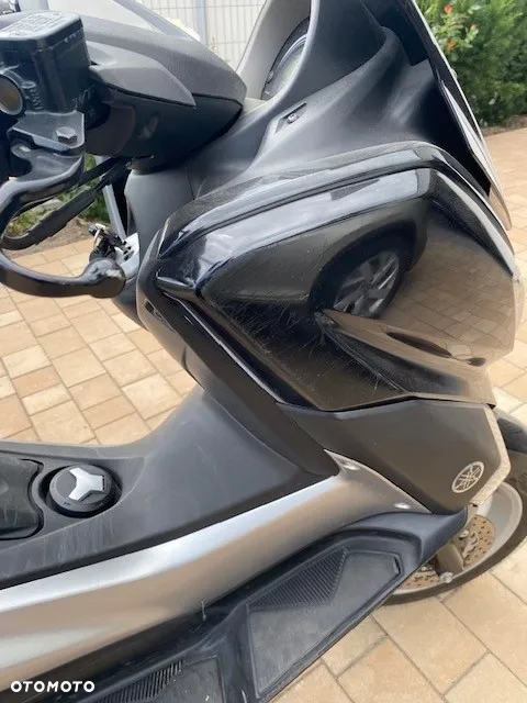 Yamaha NMAX - 7