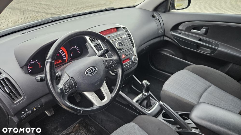 Kia Ceed 1.6 Crdi Comfort + - 21