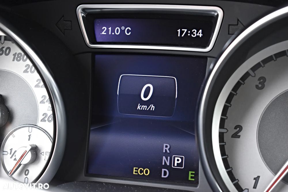 Mercedes-Benz GLA 220 d 7G-DCT - 22