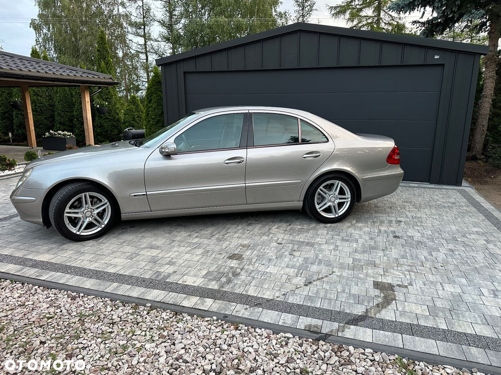 Mercedes-Benz Klasa E 200 CDI Automatik Classic - 9