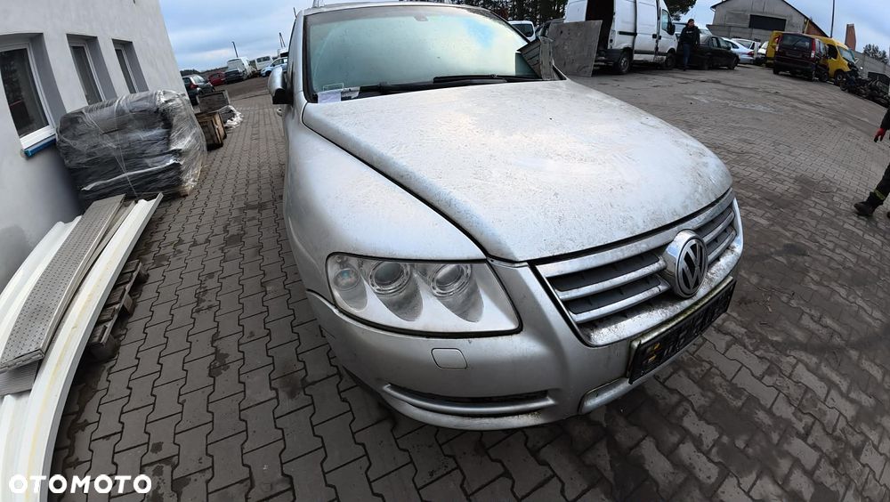 Wszystkie Części do Volkswagen Touareg 5.0 V10 TDI 313km AYH Kolor LA7W - Stacja Demontażu - 3