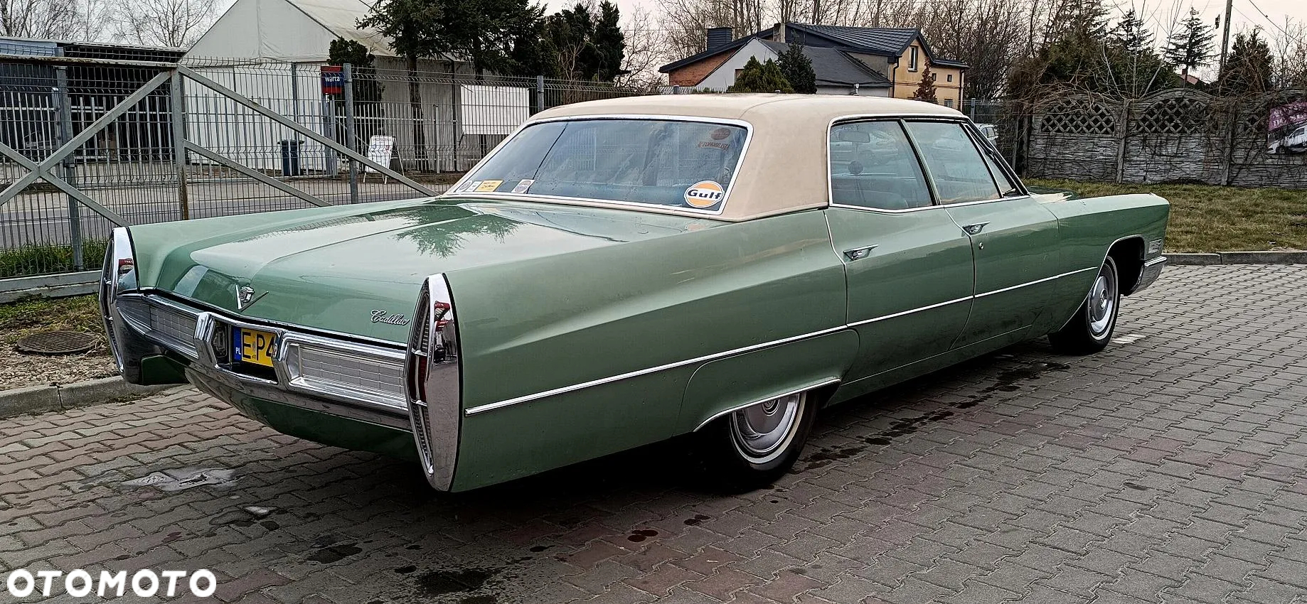 Cadillac Deville - 6