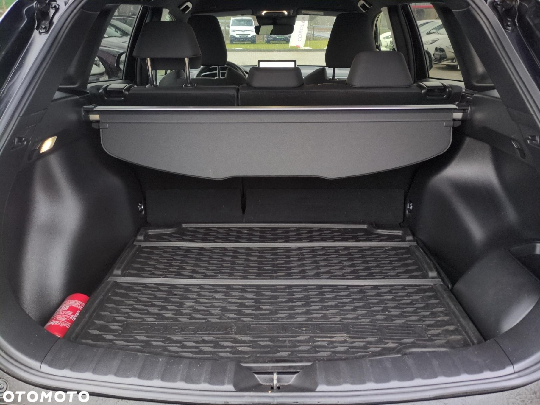 Toyota Corolla Cross 2.0 Hybrid Style AWD - 14