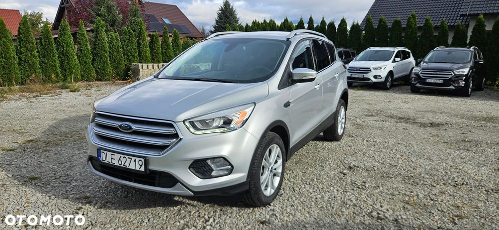 Ford Kuga 2.0 TDCi 2x4 Titanium - 14