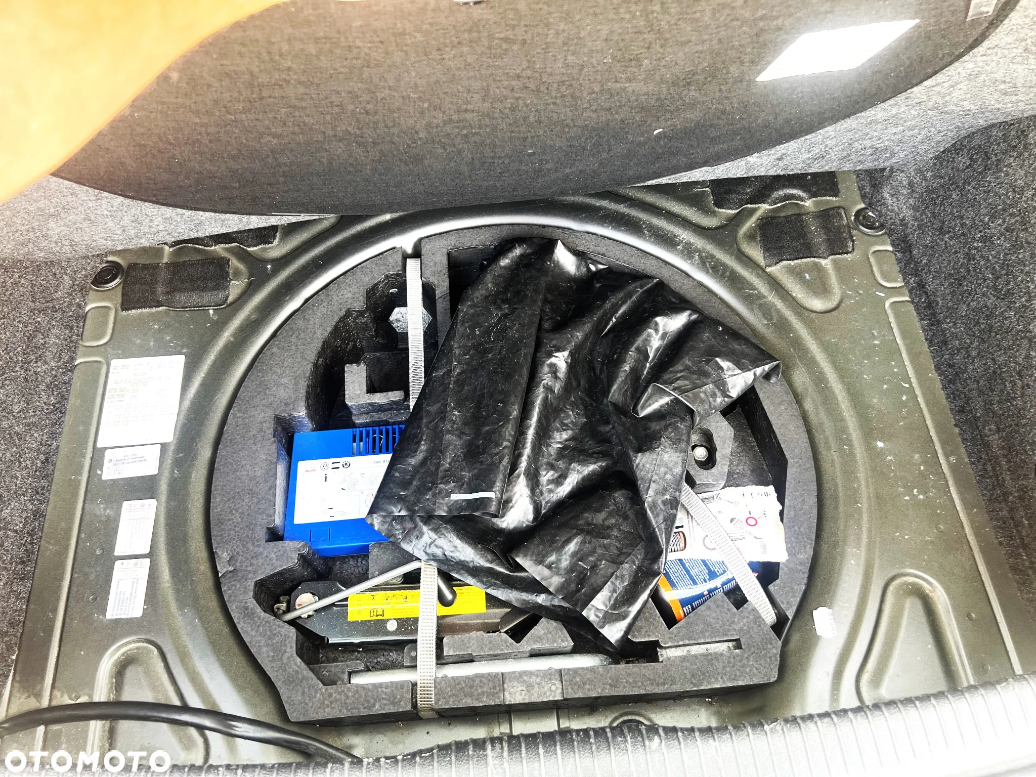 Volkswagen Golf - 8