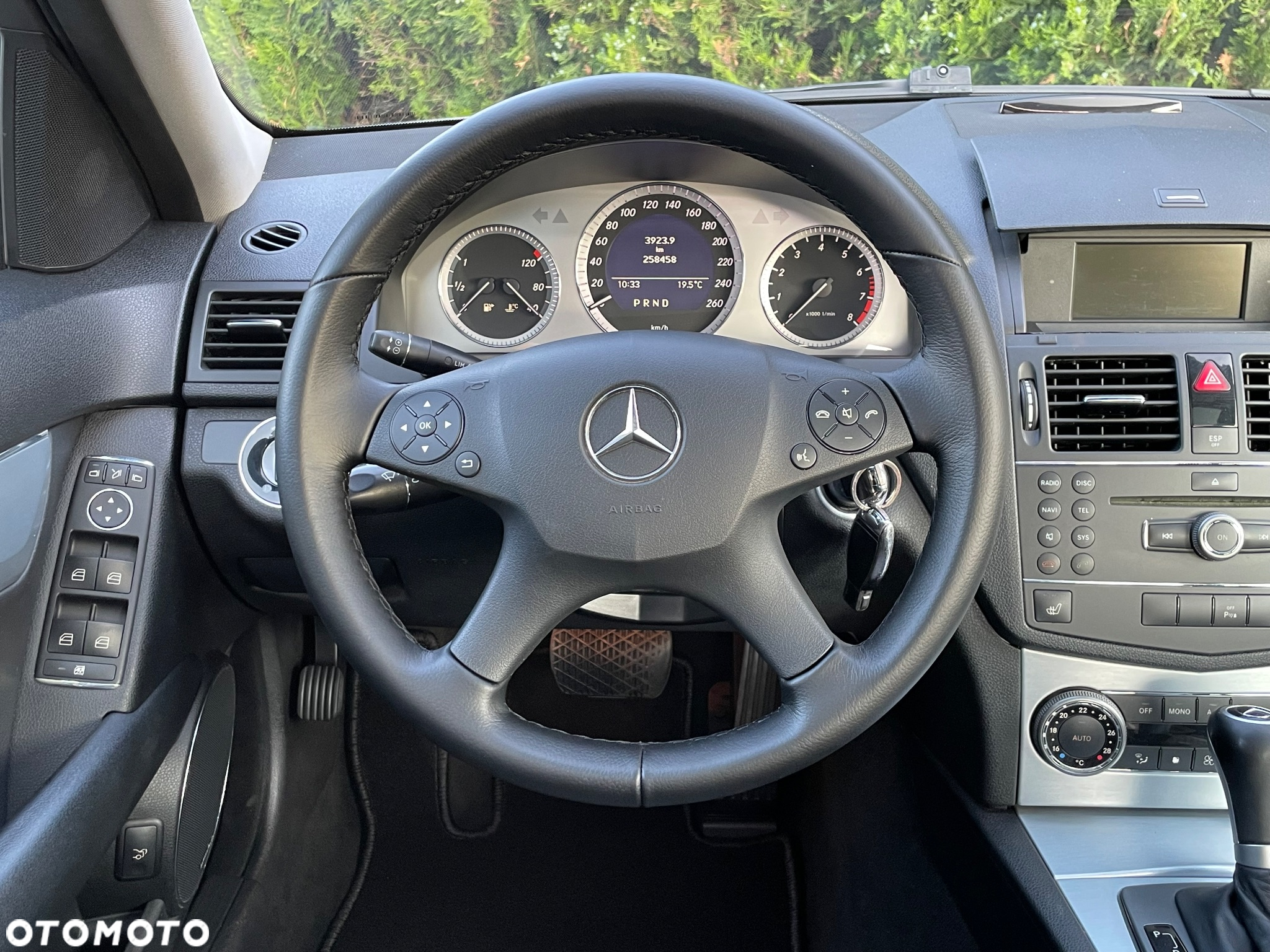 Mercedes-Benz Klasa C 180 Kompressor Automatik - 27