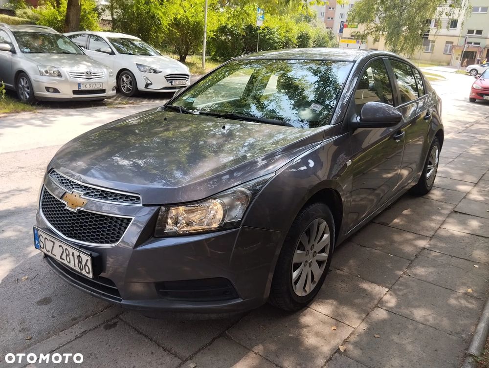 Chevrolet Cruze - 17