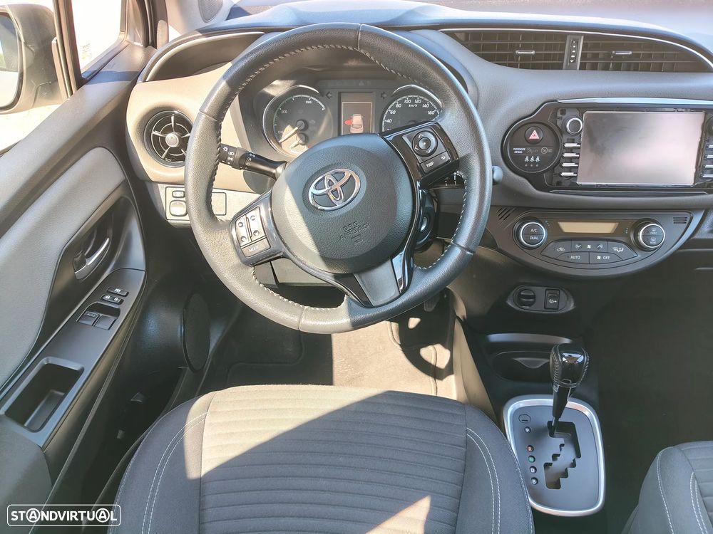 Toyota Yaris 1.5 HSD GR Sport - 11
