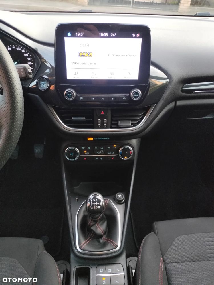 Ford Fiesta 1.0 EcoBoost S&S ST-LINE X - 15
