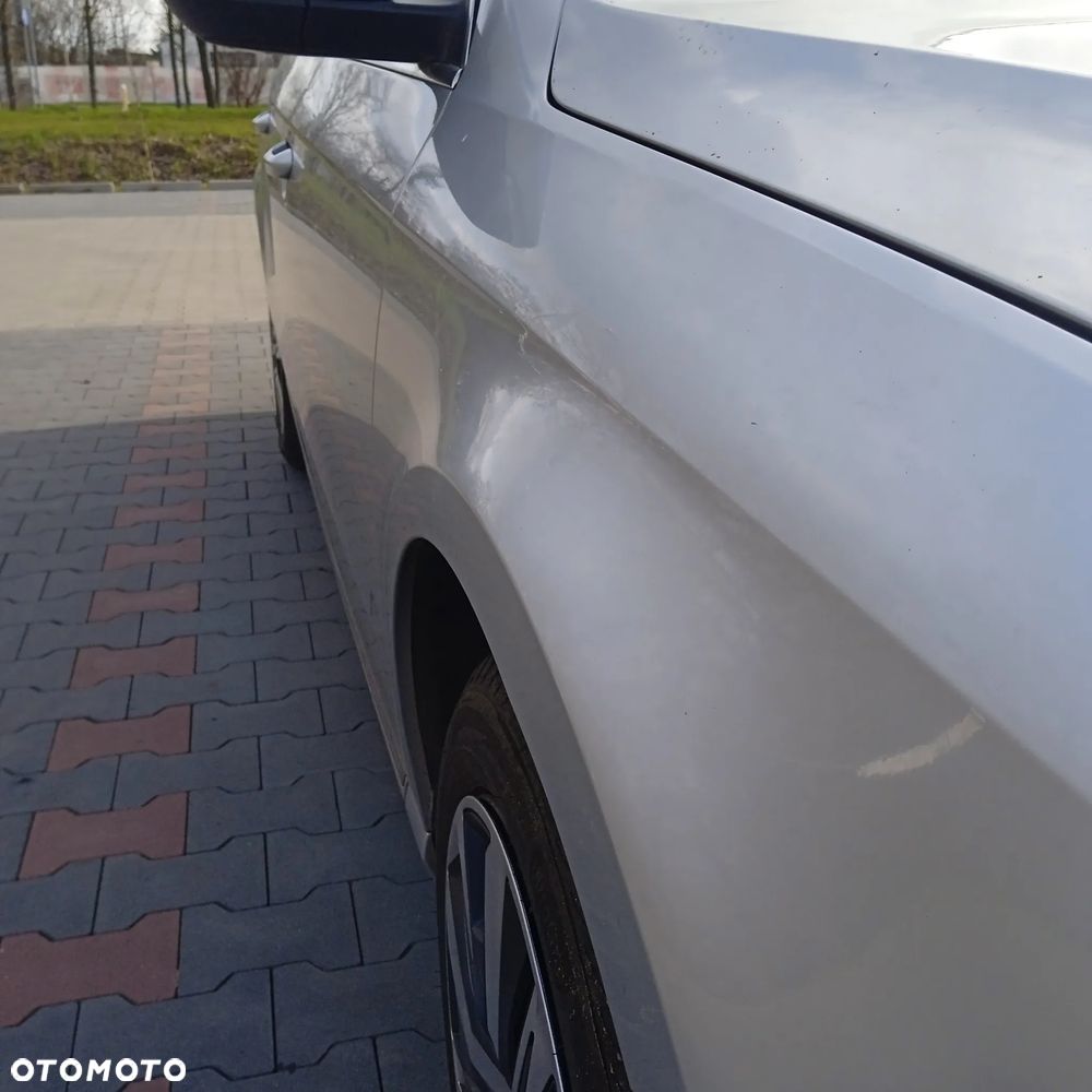 Volkswagen Passat 1.4 TSI BlueMotion Technology Comfortline - 11