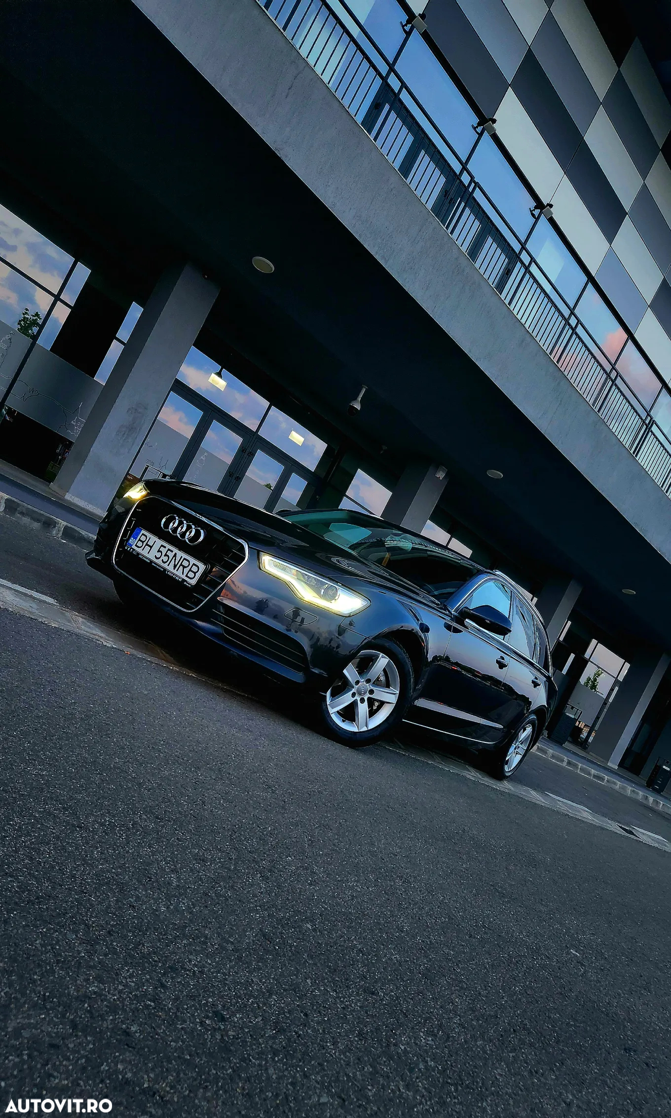 Audi A6 Avant 2.0 TDI Ultra DPF S tronic - 2