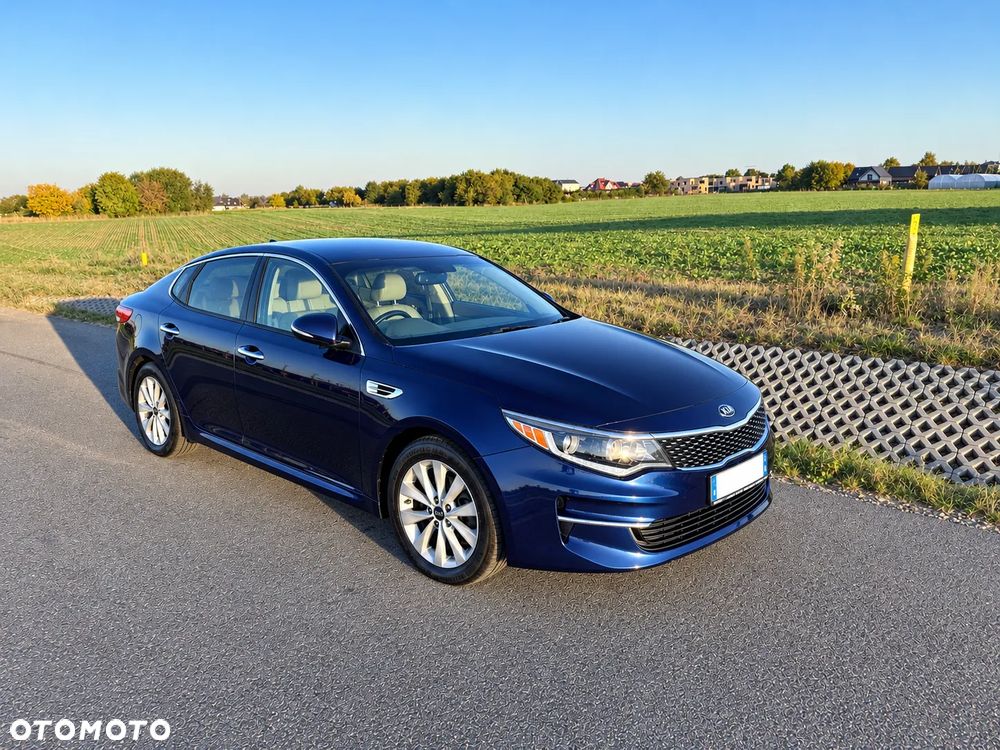 Kia Optima - 1