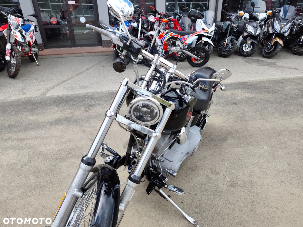 Harley-Davidson Softail Standard - 13