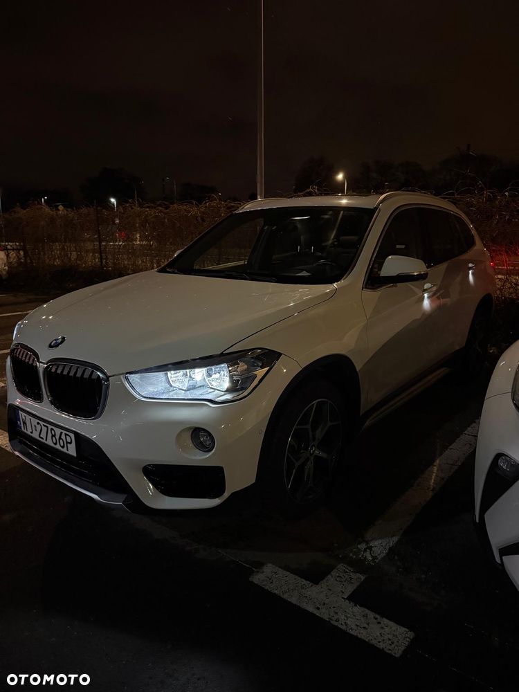 BMW X1 xDrive25i xLine - 14