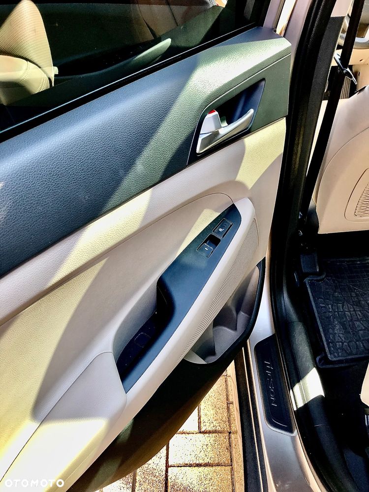 Hyundai Tucson 2.0 CRDI Tour de Pologne 4WD - 8