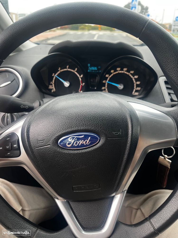 Ford Fiesta 1.0 Ambiente - 10