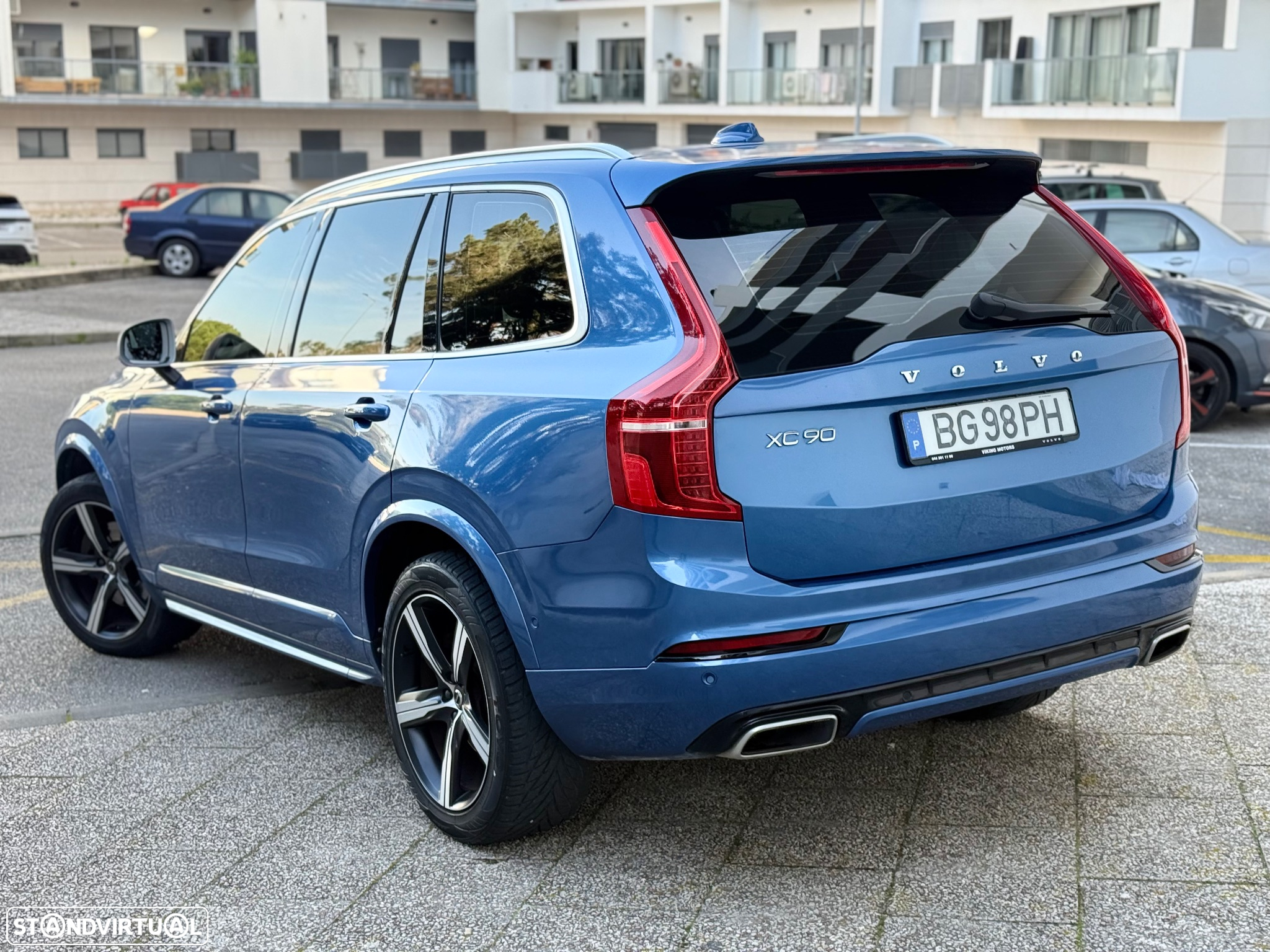 Volvo XC 90 D5 AWD Geartronic RDesign - 2