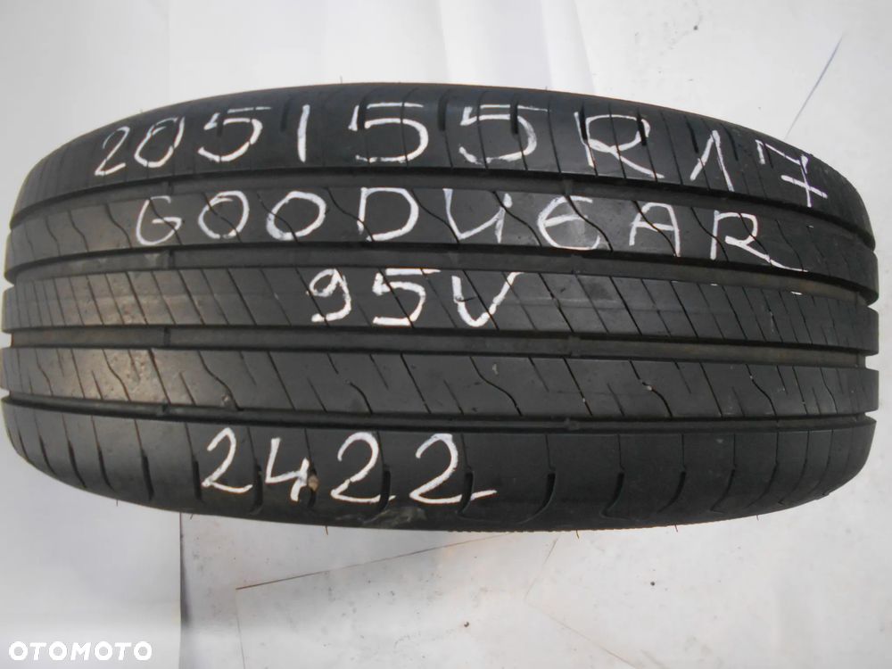 OPONA POJEDYNKA 205/55R17 GOODYEAR EFFICIENT GRIP PERFORMANCE 2 DOT 2422 8.5MM - 1
