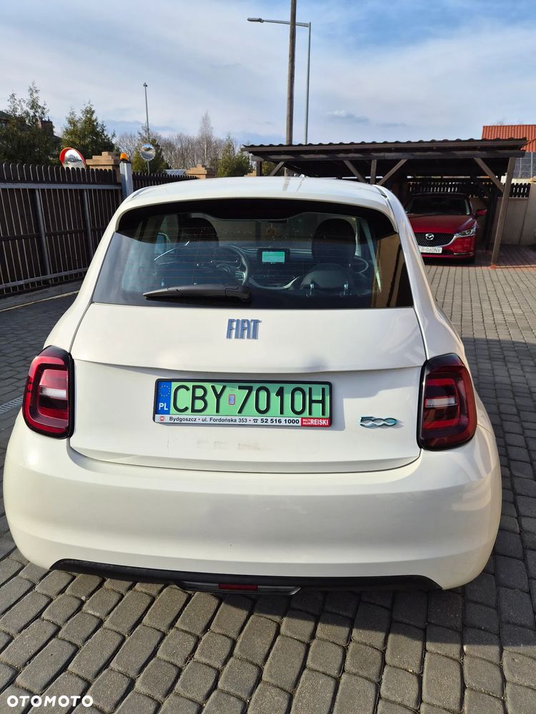 Fiat 500 23.8kWh RED Seria Specjalna - 10