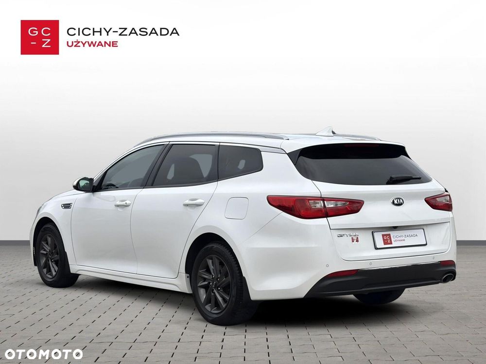 Kia Optima - 4