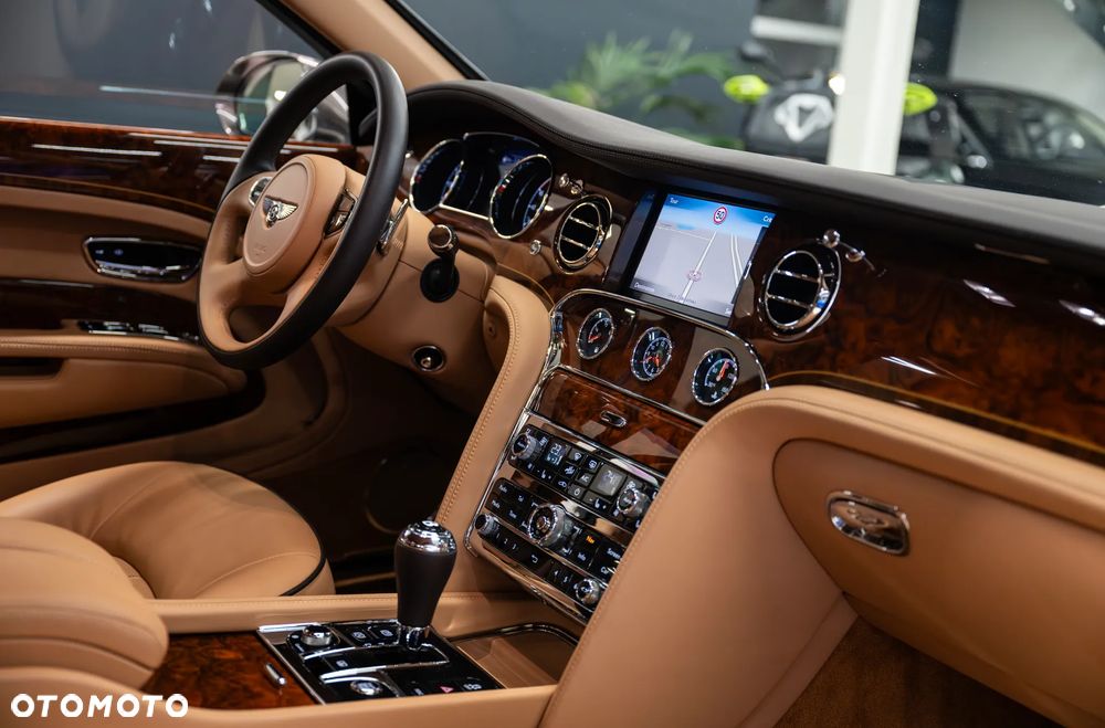 Bentley Mulsanne - 30
