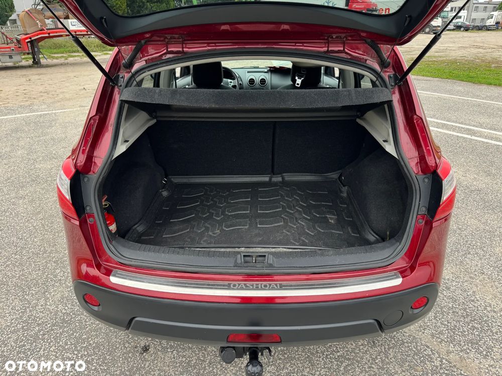 Nissan Qashqai 1.6 Visia - 6