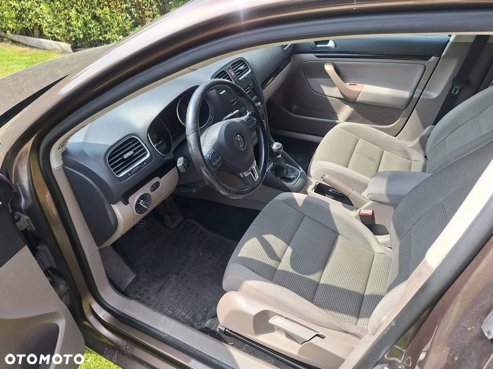 Volkswagen Golf 2.0 TDI DPF Comfortline - 3