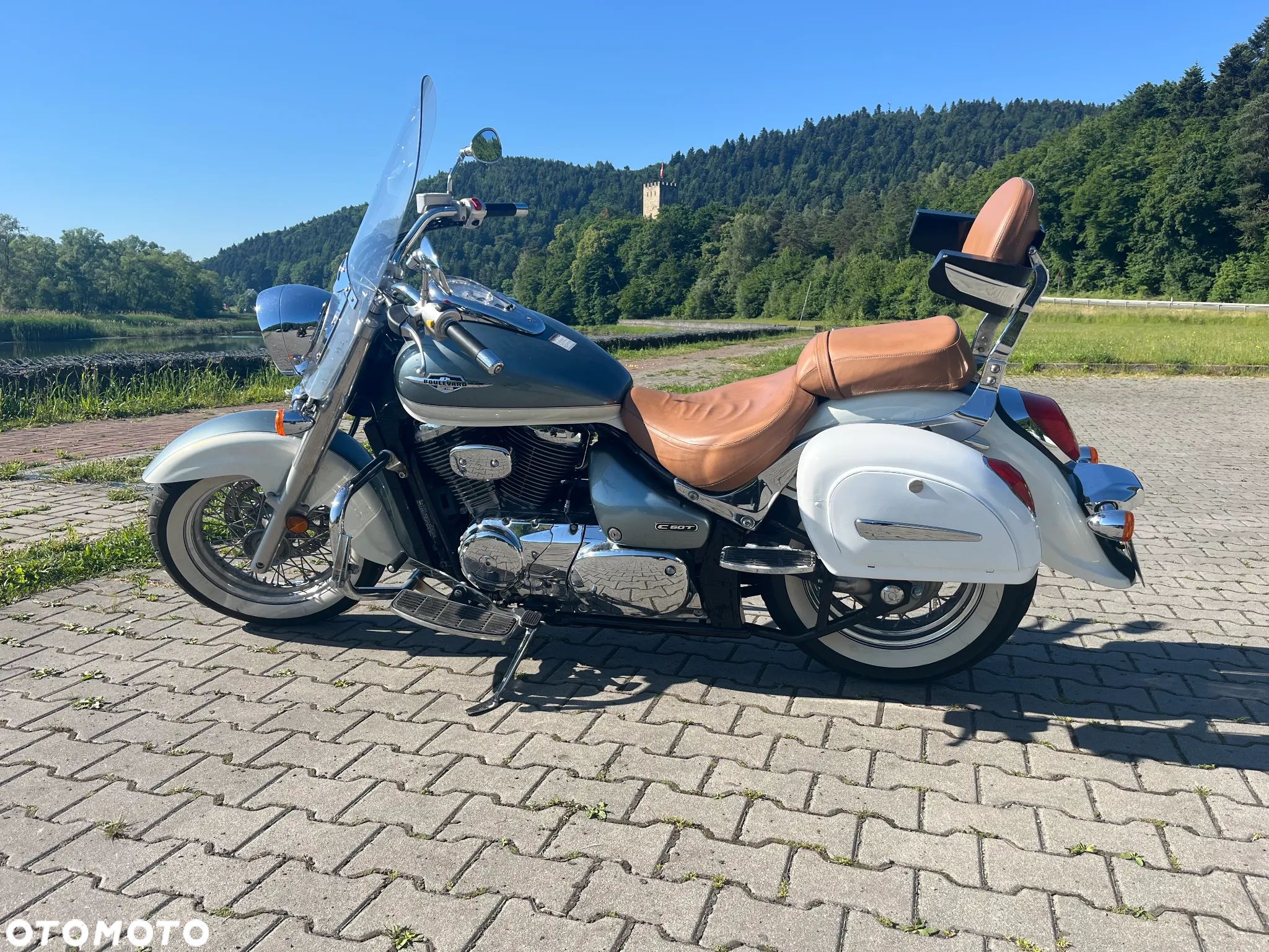 Suzuki VL 800 Volusia - Boulevard C50 - 1