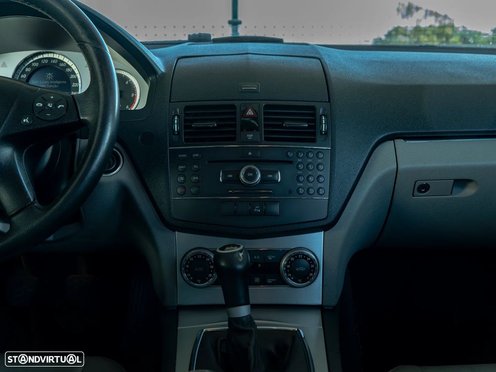 Mercedes-Benz C 220 CDi Avantgarde - 25